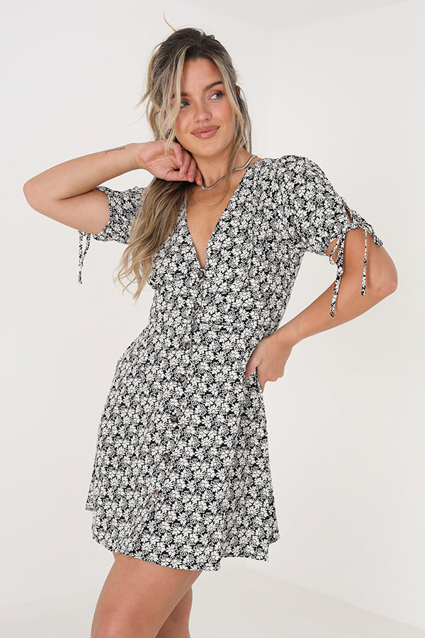 Short Sleeve V Neck Printed Dress