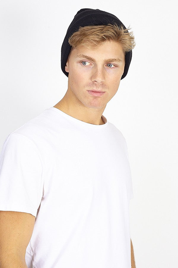 Ribbed Black Knitted Beanie Hat