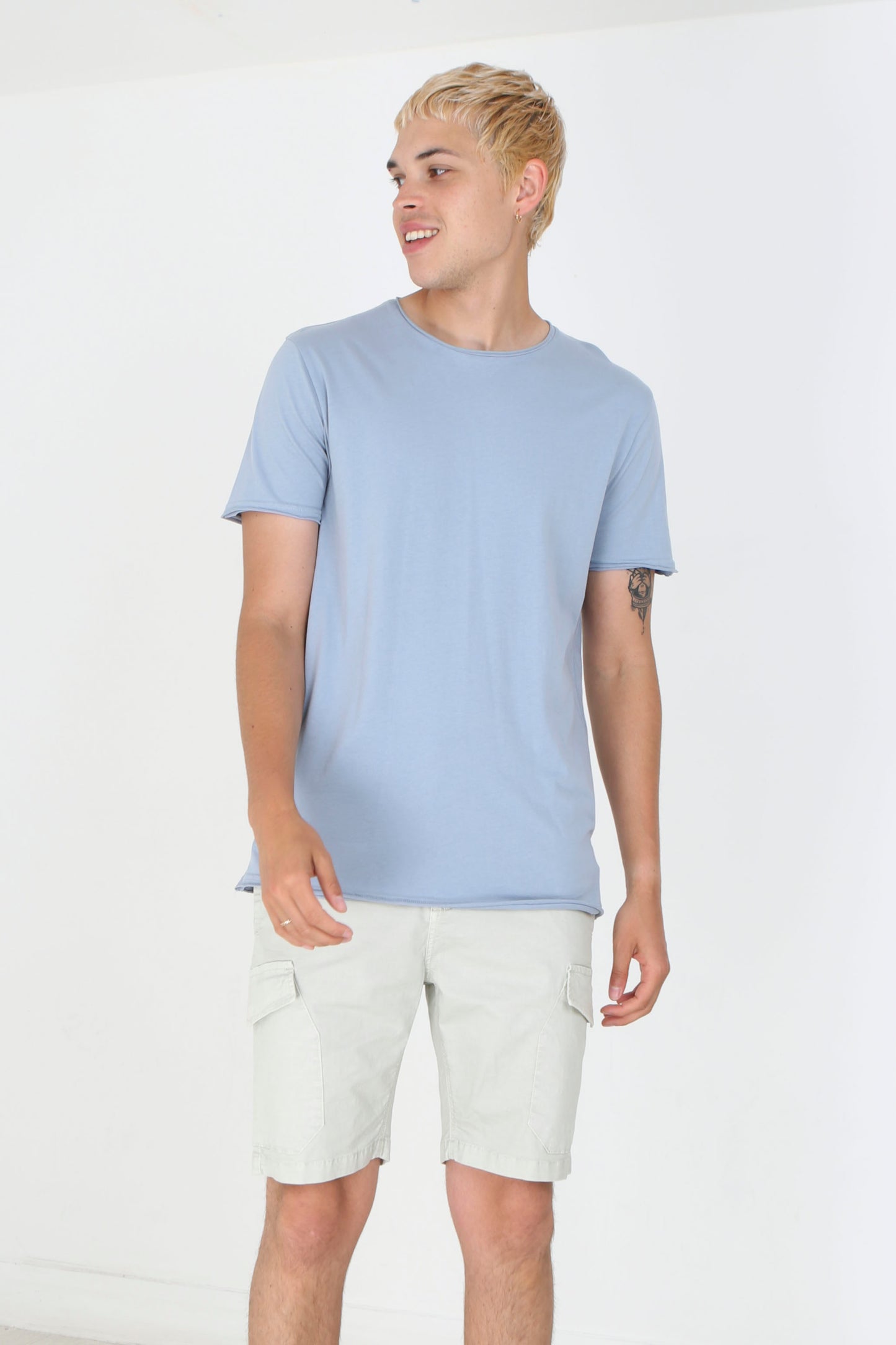 Solid Short Sleeve Crew Roll Neck T-Shirt